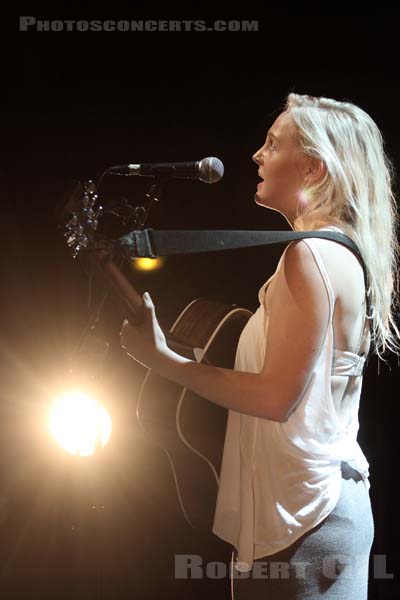 LAURA MARLING - 2013-09-22 - PARIS - Cafe de la Danse - Laura Beatrice Marling